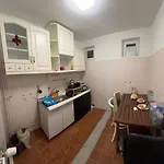 Sunny Cozy In A Shared Family House