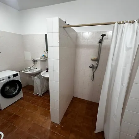 Bed & Breakfast Sunny Cozy In A Shared Family House Šamorín