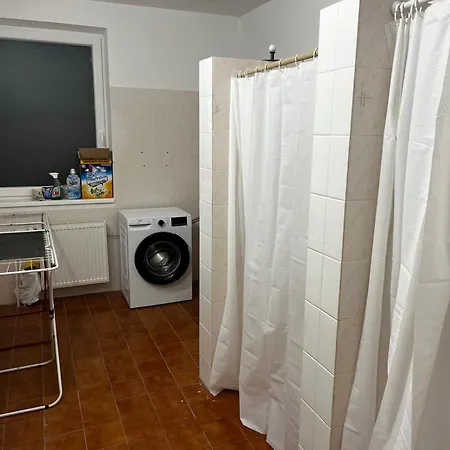 Sunny Cozy In A Shared Family House