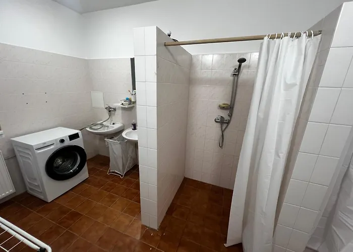 Bed & Breakfast Sunny Cozy In A Shared Family House Samorin